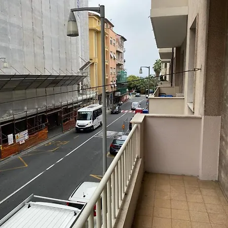 Center Sanremo