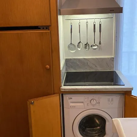 Apartment Center *
