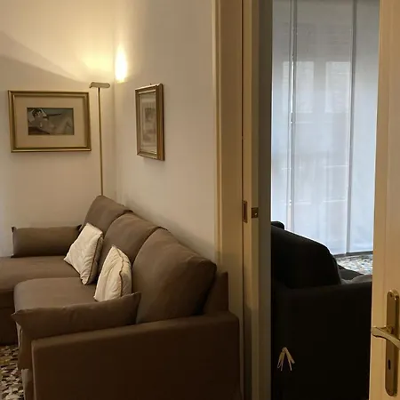 Center Apartment *